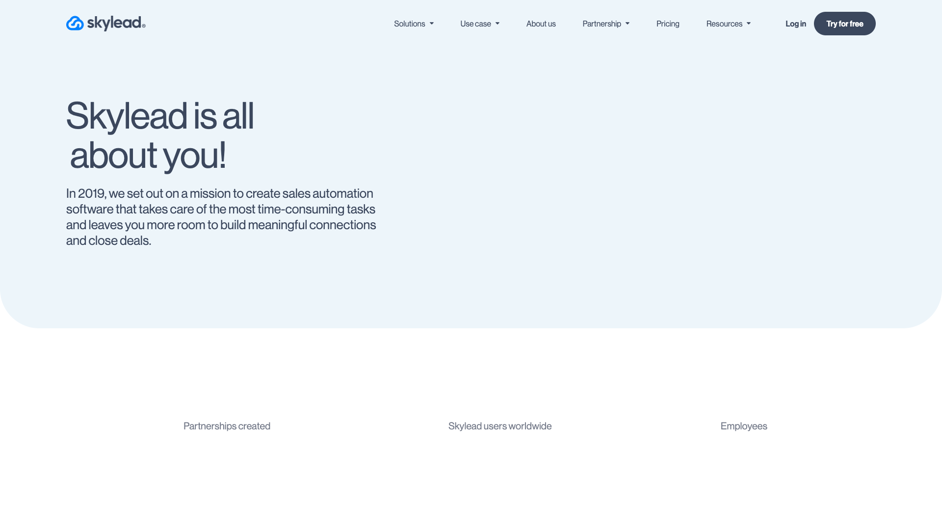 About Us page providing information on Skylead's mission and customer support team